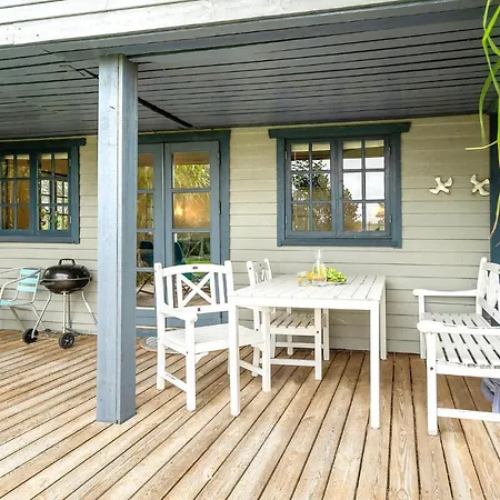 3 Bedroom Cozy In *