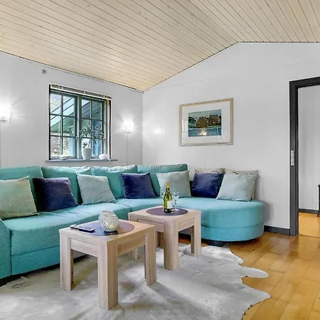 3 Bedroom Cozy In *