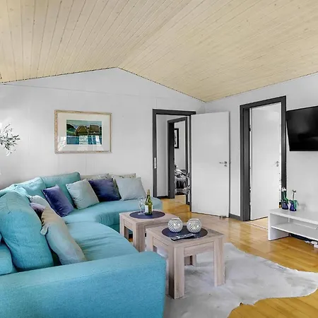 3 Bedroom Cozy In Ferienhaus